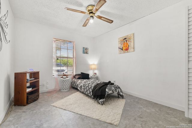 1222 W Harding, San Antonio, TX 78221