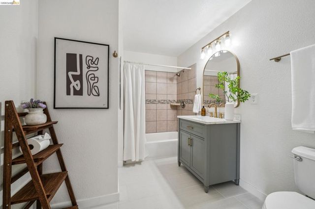 2761 2761 Martin Luther King Jr Ave, Richmond, CA 94804