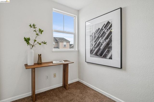 2761 2761 Martin Luther King Jr Ave, Richmond, CA 94804