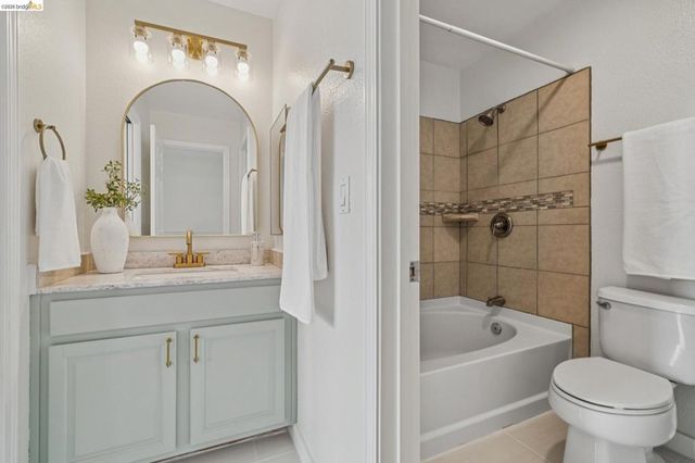 2761 2761 Martin Luther King Jr Ave, Richmond, CA 94804