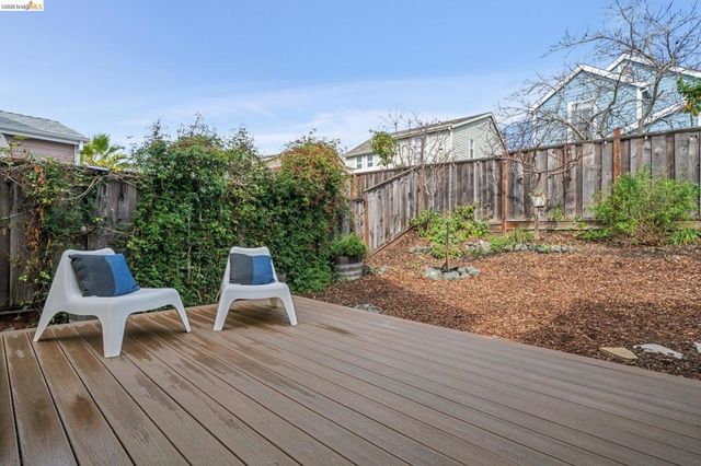 2761 2761 Martin Luther King Jr Ave, Richmond, CA 94804