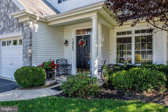 1925 SPEEDWELL RD, Lancaster, PA 17601
