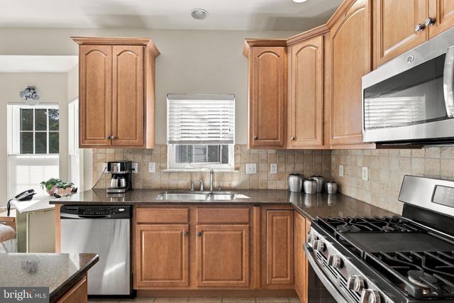 1925 SPEEDWELL RD, Lancaster, PA 17601