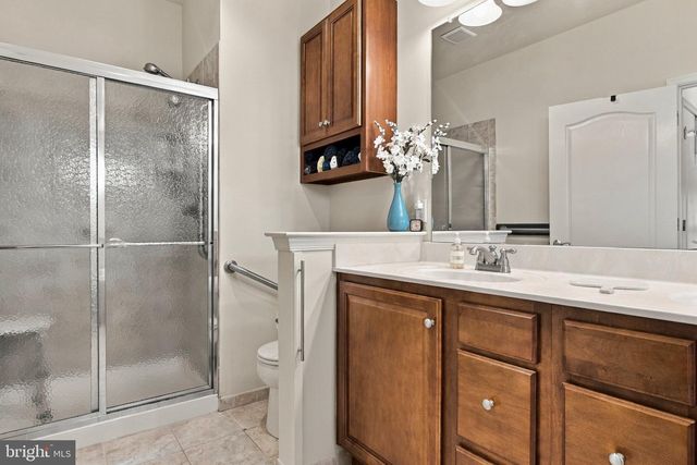 1925 SPEEDWELL RD, Lancaster, PA 17601