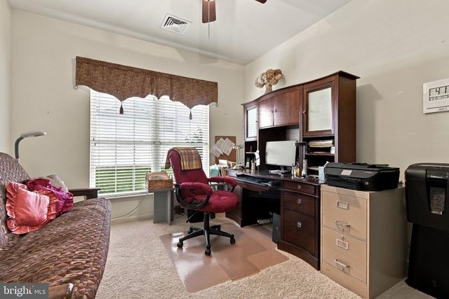 1925 SPEEDWELL RD, Lancaster, PA 17601