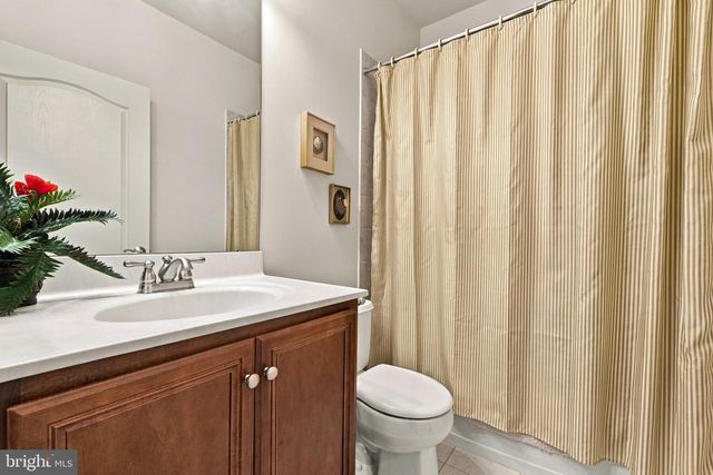 1925 SPEEDWELL RD, Lancaster, PA 17601