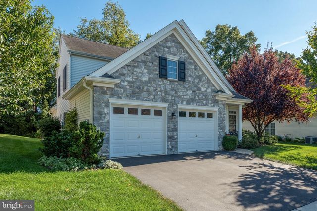 1925 SPEEDWELL RD, Lancaster, PA 17601
