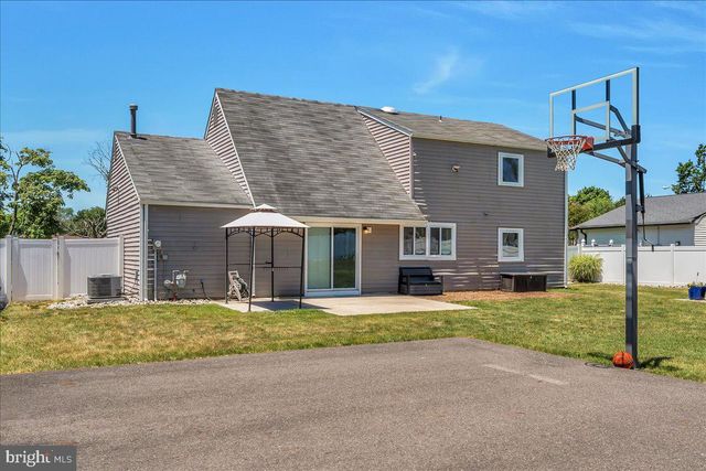 4 PEORIA LN, Sicklerville, NJ 08081