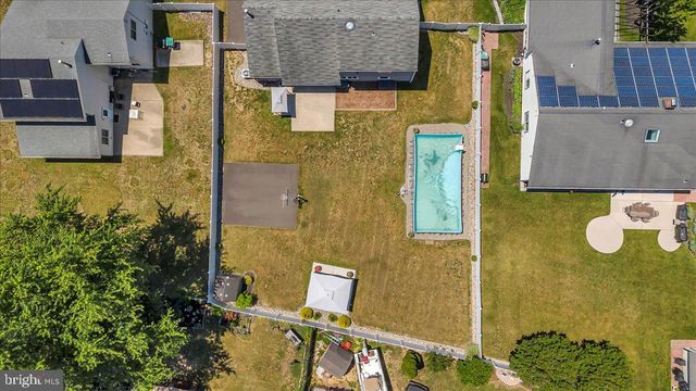 4 PEORIA LN, Sicklerville, NJ 08081