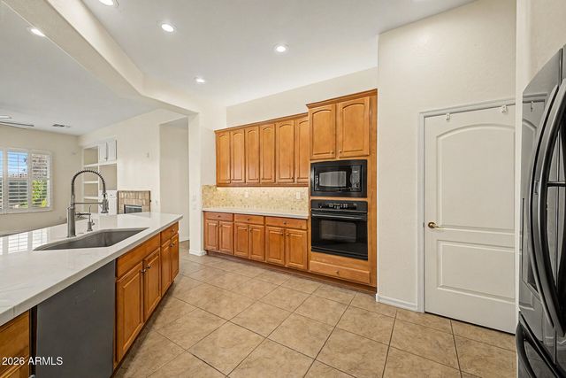 13417 W LA VINA Drive, Sun City West, AZ 85375