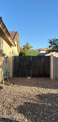 2621 W PIEDMONT Road, Phoenix, AZ 85041