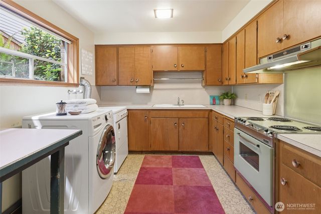 2803 S Walker Street, Seattle, WA 98144