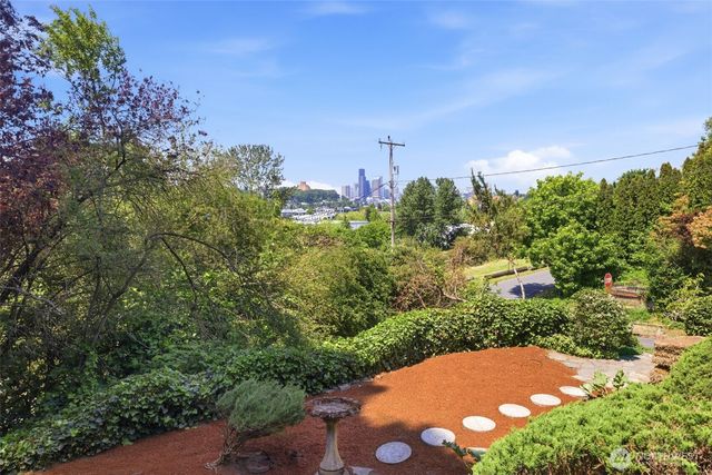 2803 S Walker Street, Seattle, WA 98144