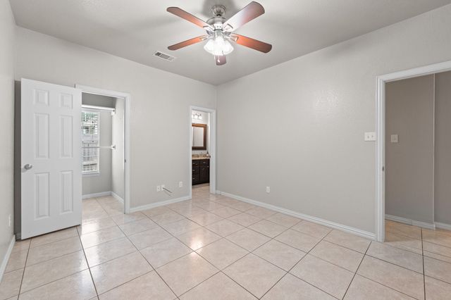 4001 Dexter Avenue, Fort Worth, TX 76107