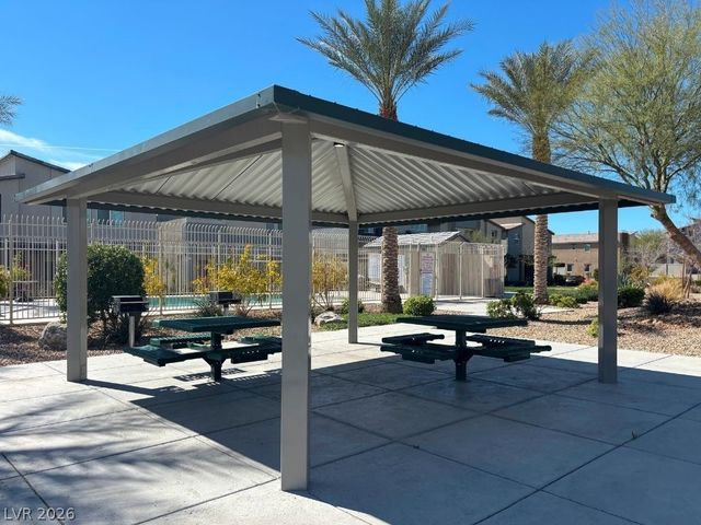 7537 Crested Moon Street, North Las Vegas, NV 89084