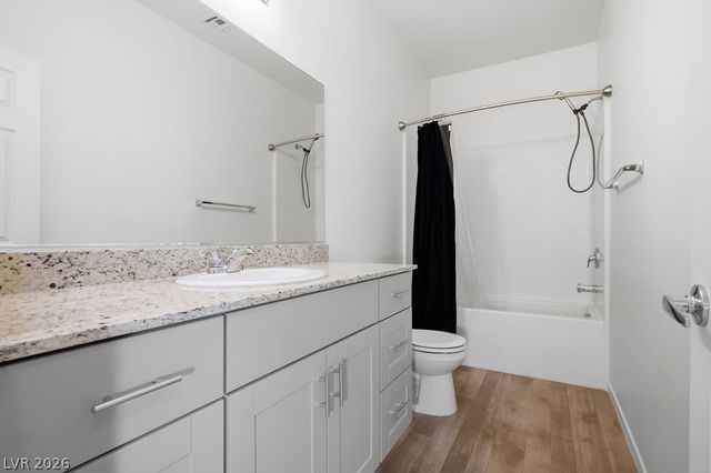 7537 Crested Moon Street, North Las Vegas, NV 89084