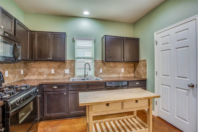 4518 Senda LN 199, Austin, TX 78725