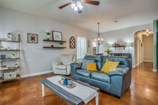 4518 Senda LN 199, Austin, TX 78725