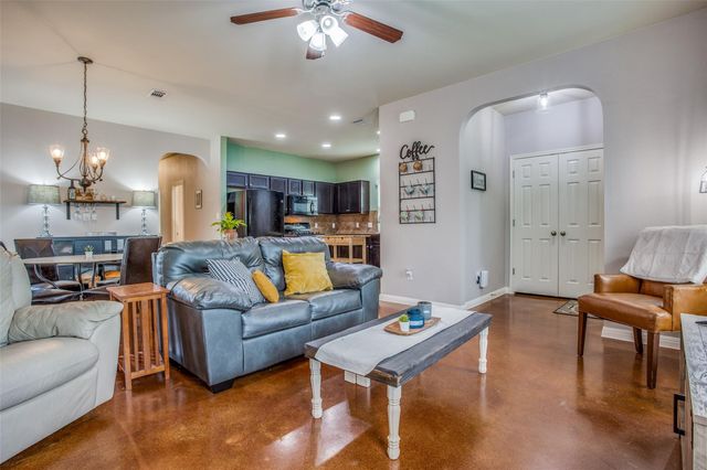 4518 Senda LN 199, Austin, TX 78725
