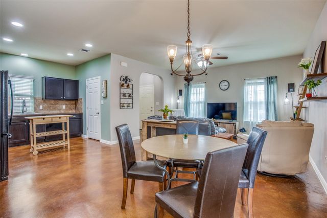4518 Senda LN 199, Austin, TX 78725