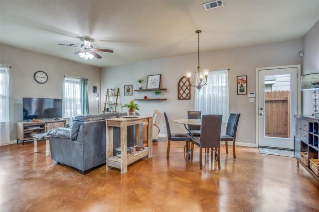 4518 Senda LN 199, Austin, TX 78725