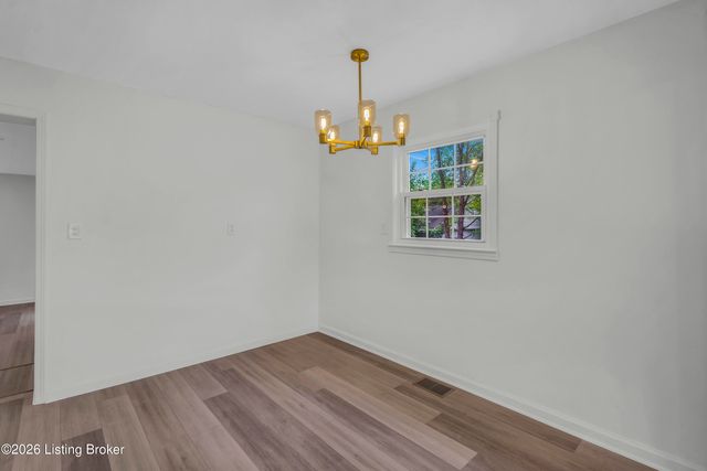 6200 Cooper Chapel Rd, Louisville, KY 40229
