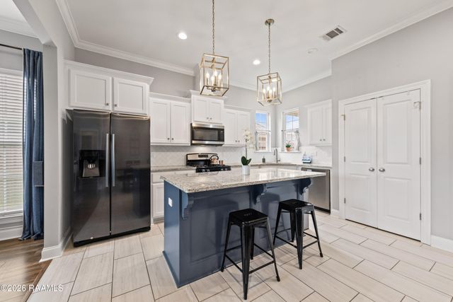 109 Anatole Drive, Lafayette, LA 70508