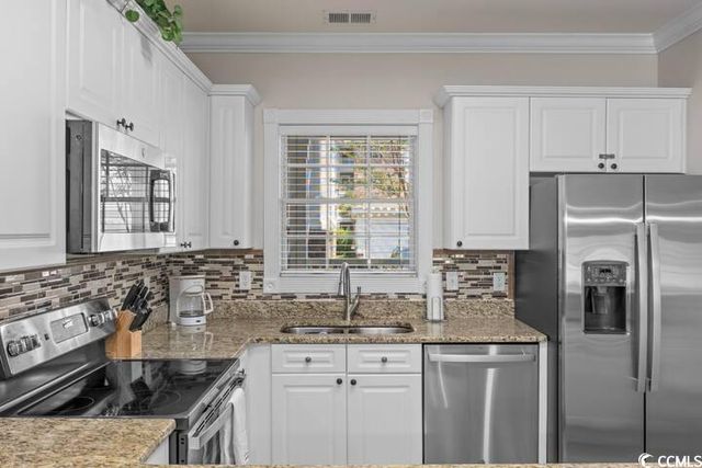 4878 Luster Leaf Cir Apt 104, Myrtle Beach, SC 29577