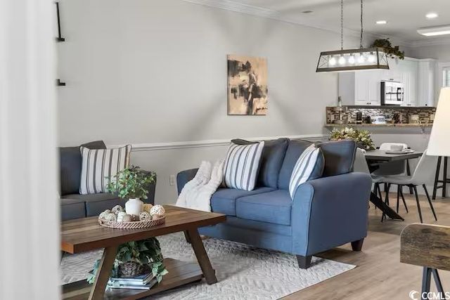 4878 Luster Leaf Cir Apt 104, Myrtle Beach, SC 29577