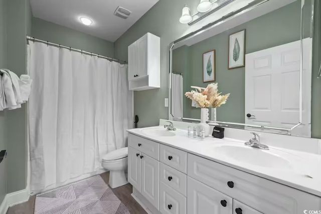 4878 Luster Leaf Cir Apt 104, Myrtle Beach, SC 29577