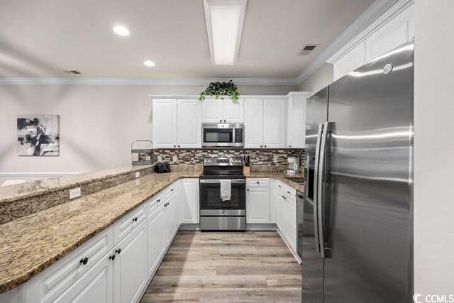 4878 Luster Leaf Cir Apt 104, Myrtle Beach, SC 29577