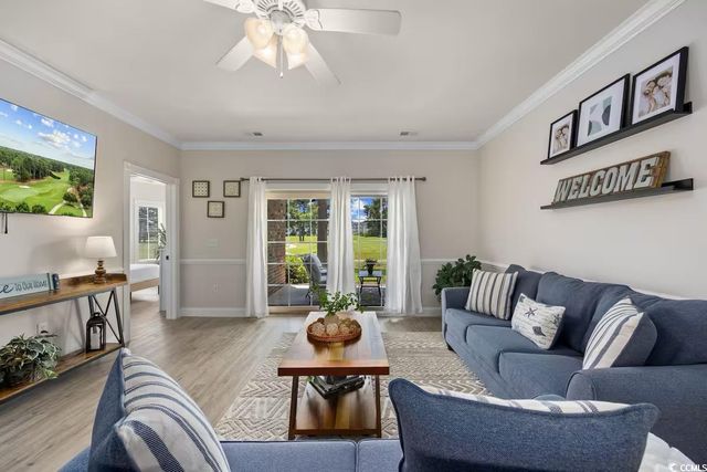 4878 Luster Leaf Cir Apt 104, Myrtle Beach, SC 29577