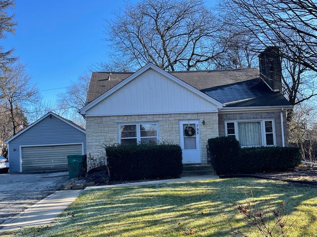 795 Estes Street 1, Gurnee, IL 60031