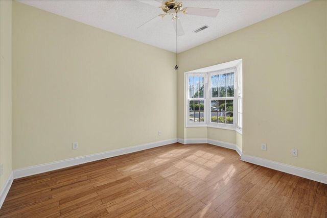 2461 Shadowcreek Court, North Charleston, SC 29406