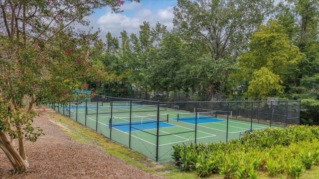 2461 Shadowcreek Court, North Charleston, SC 29406