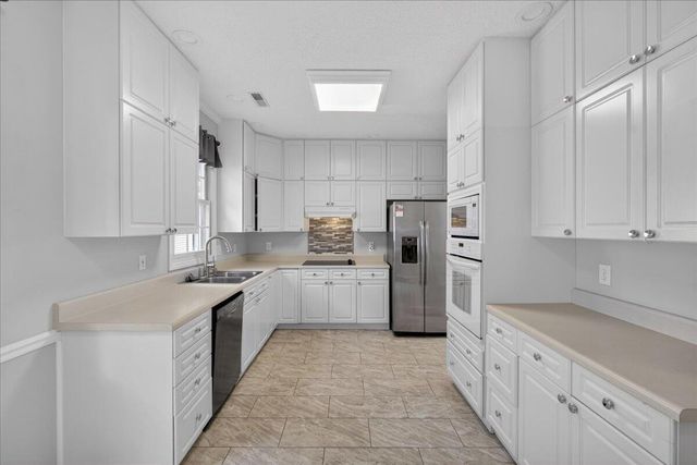 2461 Shadowcreek Court, North Charleston, SC 29406