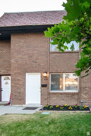 232 S 175 E, Orem, UT 84058