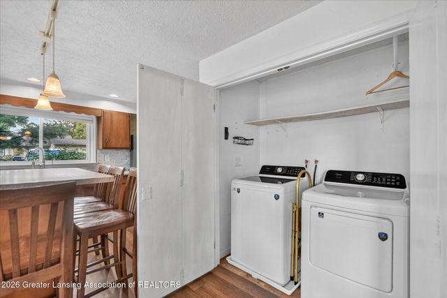 2115 Wabash Road, Lansing, MI 48910