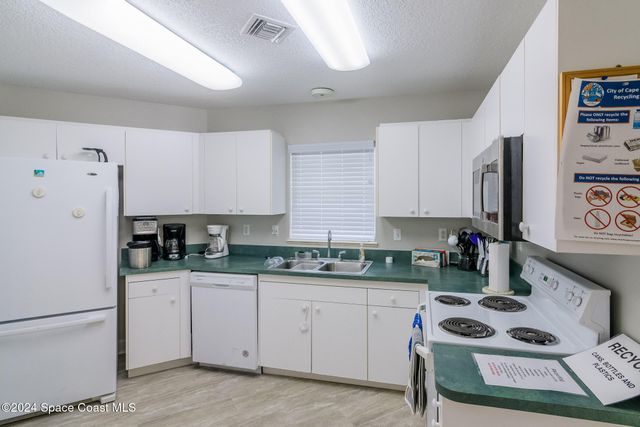 601 Shorewood Drive 402, Cape Canaveral, FL 32920