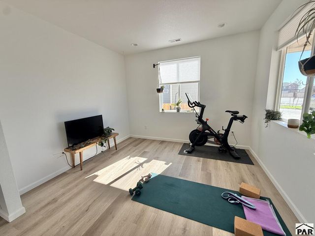 2509 Bella Terra Dr, Pueblo, CO 81001