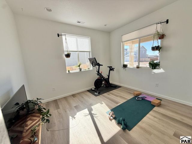 2509 Bella Terra Dr, Pueblo, CO 81001