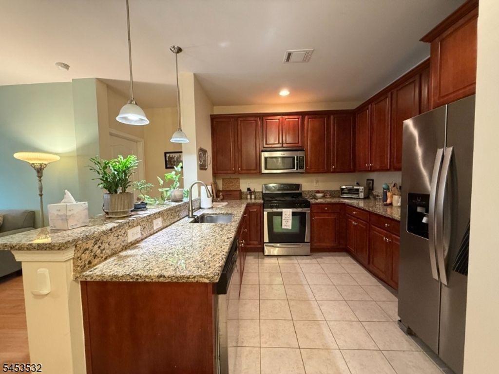 2113 Ramapo Ct 2113, Riverdale Boro, NJ 07457 — photo 3