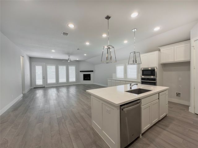 1708 Red Rose Trail, Celina, TX 75078
