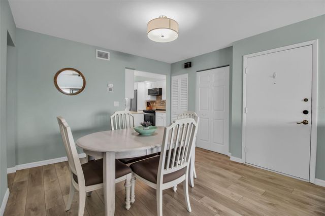 1555 TARPON CENTER DRIVE 214, Venice, FL 34285