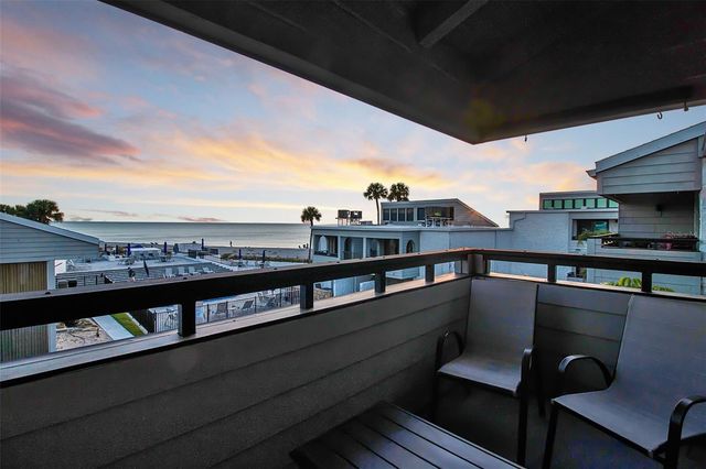 1555 TARPON CENTER DRIVE 214, Venice, FL 34285