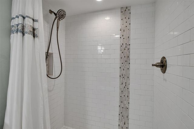 1555 TARPON CENTER DRIVE 214, Venice, FL 34285