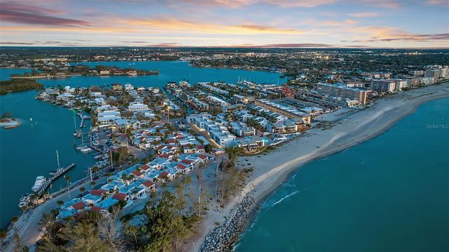 1555 TARPON CENTER DRIVE 214, Venice, FL 34285