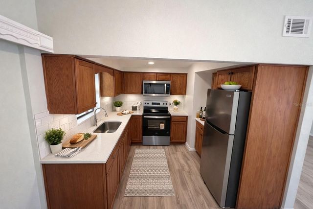 3823 PINE RIDGE ROAD, Orlando, FL 32808