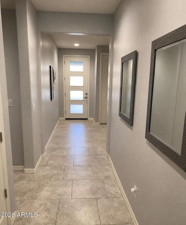 2321 E BEAUTIFUL Lane, Phoenix, AZ 85042 — photo 2