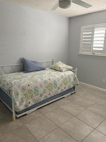 2950 SE Ocean Boulevard 34-5, Stuart, FL 34996